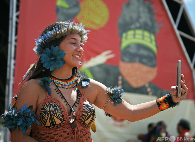 ブラジル先住民インフルエンサー