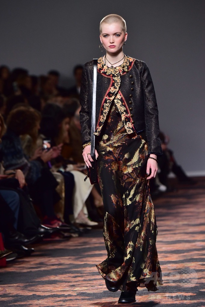 「エトロ」16/17年秋冬コレクション