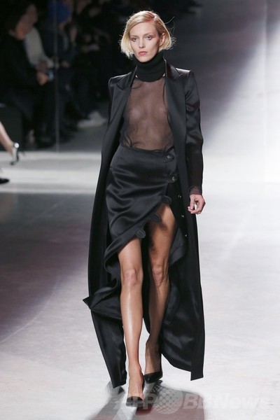 ＜14/15年秋冬パリコレクション＞アンソニー・バカレロ