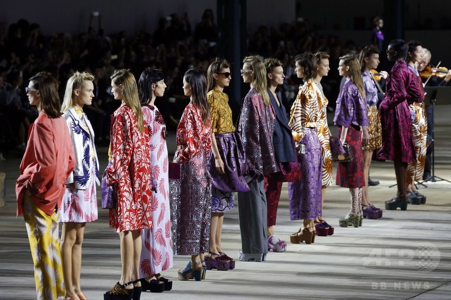 「ドリス ヴァン ノッテン」16年春夏コレクション