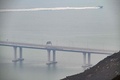 中国の香港、マカオ、広東省珠海を結ぶ港珠澳大橋（2018年10月23日撮影）。(c)ANTHONY WALLACE / AFP