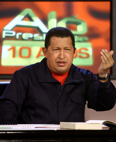 チャベス大統領「TV出演マラソン」を一時中断、理由は自分が「戦士だから」？