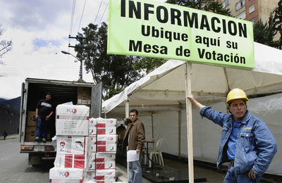 ＜コロンビア大統領選挙＞現職の再選濃厚か - コロンビア