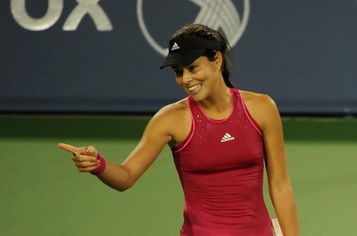 イワノビッチ、シャラポワ下し決勝進出 W&Sオープン