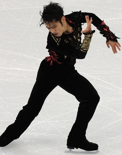 プルシェンコがSPで首位 高橋3位 織田4位、バンクーバー冬季五輪