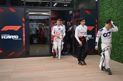 F1サウジGPは予定通り開催、近隣石油施設が攻撃で大規模火災