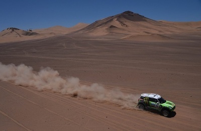ペテランセルとデプレの連覇がほぼ確実に、ダカールラリー