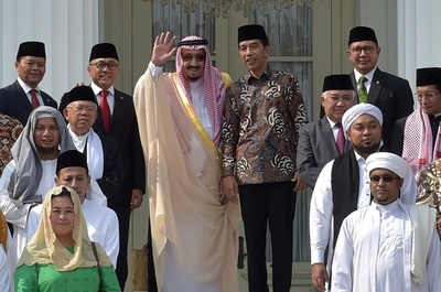 サウジ国王一行1000人超、バリ島へ豪華な旅 現地は厳戒態勢