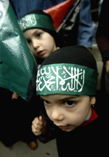 イスラエル軍のガザ攻撃に国際社会の非難高まる