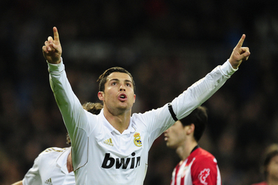 レアル・マドリードが快勝、FCバルセロナはメッシのハットトリックで勝利