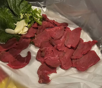 韓牛の刺し身、食べたら「粘土の食感」という悲しさ