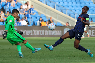 バイエルン、レンヌの17歳FWテル獲得で原則合意