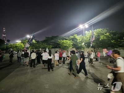 韓国の開票所封鎖デモ12日目、数十人が夜間行進…「不正選挙」主張