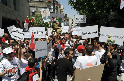 治安部隊が反体制派の拠点を攻撃、19人死亡 シリア