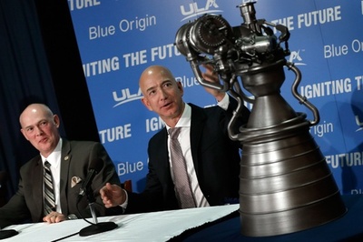 アマゾン創業者の宇宙企業、大手と提携してロケットエンジン開発