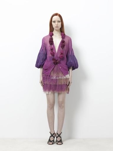 サカイ、09年春夏コレクションを発表