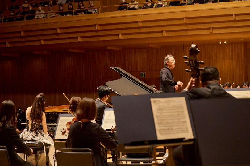 3月2日、特別演奏会で、チョン・ミョンフン氏の指揮のもと、息の合った演奏を披露する日韓両国のオーケストラ=上野隆文撮影(c)KOREA WAVE