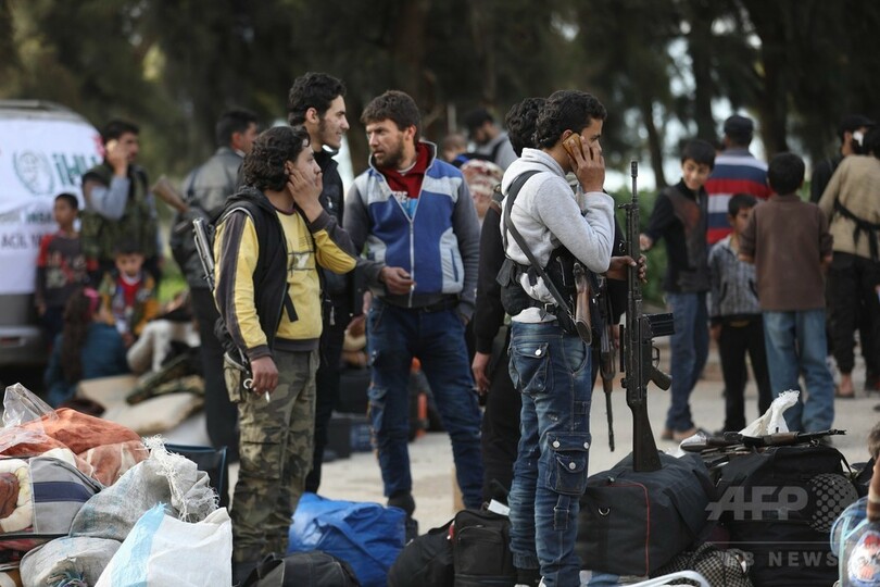 シリア首都でISが奇襲、政権側戦闘員62人死亡