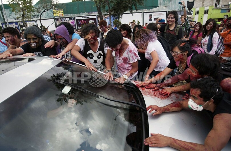 ゾンビ1万人が大挙襲来！メキシコ市