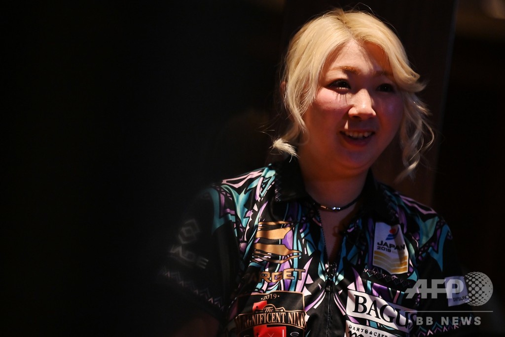 鈴木未来、BDOダーツ世界選手権で連覇達成 鈴木未来、BDOダーツ世界選手権で連覇達成