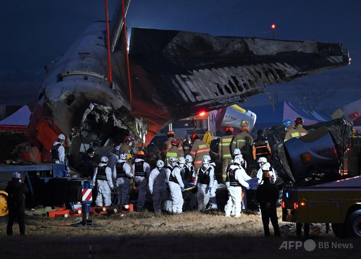 韓国旅客機事故、死者179人 鳥と衝突か 写真10枚 国際ニュース：AFPBB News