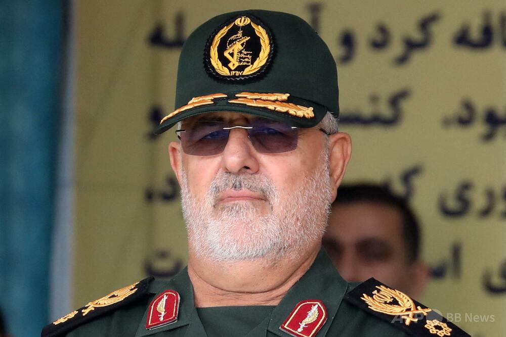 イラン革命防衛隊司令官が米に警告、トランプ氏は「万が一に備え」大