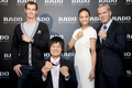 都内で開催された「ラドー（RADO）」のプレスカンファレンスに出席した（左から）テニスプレーヤーのアンディ・マレー（Andy Murray）、国枝慎吾（Shingo Kunieda）、2012年ミス・アース・ジャパンの野田萌（Megumi Noda）、ラドーのマティアス・ブレシャン（Matthias Breschan）CEO（2012年9月28日撮影）。(c)RADO