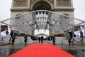 フランス・パリの凱旋（がいせん）門で開かれた第1次世界大戦終結100年記念式典の様子（2018年11月11日撮影）。(c)Ludovic MARIN / POOL / AFP