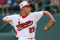 第67回リトルリーグ世界選手権大会（2013 Little League World Series）は25日、米ペンシルベニア（Pennsylvania）州ウィリアムズポート（Willamsport）で決勝が行われ、日本代表の武蔵府中（Musashi Fuchu）が6-4で米国代表のカリフォルニア（California）州チュラビスタ（Chula Vista）に勝利し、世界一に輝いた。

リリーフ登板した武蔵府中の小林享輔（Kyousuke Kobayashi、2013年8月25日撮影）。(c)AFP/Getty Images/Rob Carr