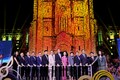 クラシック音楽祭の開幕式に臨む関係者と芸術家ら（2024年9月26日撮影）。(c)Xinhua News