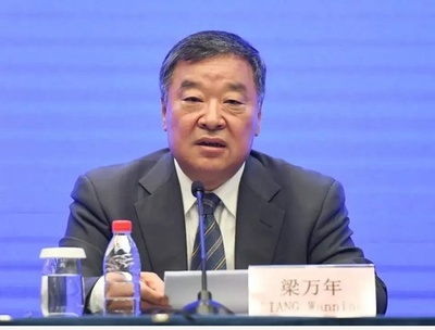 中国はなぜ「動的ゼロコロナ」を堅持するのか