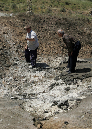 国境でイスラエル軍とゲリラが激しい攻撃、緊張高まる - レバノン