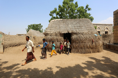 内戦下のイエメンでコレラ発生、子供たちに命の危機 ユニセフ警鐘