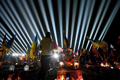 ロシアによる侵攻から1年、ウクライナ各地でイベント