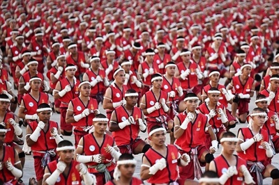 3660人でムエタイの踊り、ギネス世界記録に認定 タイ