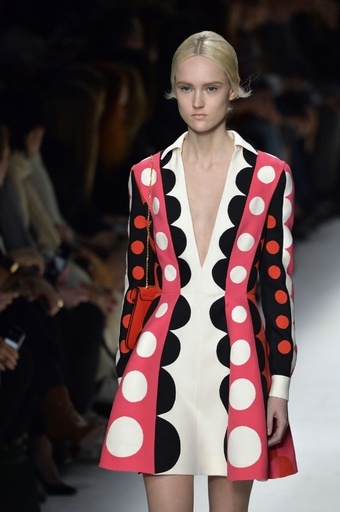 ＜14/15年秋冬パリコレクション＞ヴァレンティノ