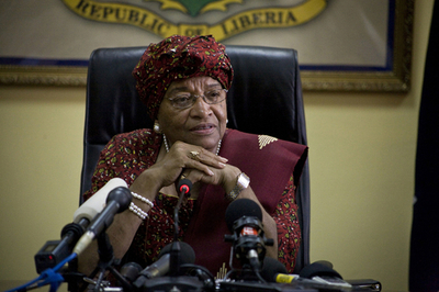 リベリア大統領選決選投票、現職のサーリーフ氏が大差で勝利