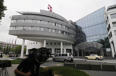 ドイツテレコムに盗聴疑惑、社長は関与を否定