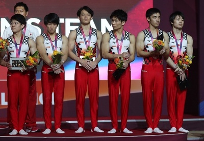 日本が男子団体で銅メダル、中国がロシアと僅差で金 世界体操