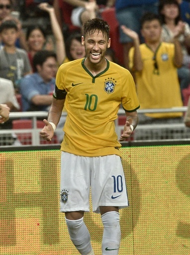 アギーレ日本がブラジルに完敗、風邪をひいたネイマールに4失点