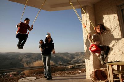入植地の拡大が進行、イスラエル平和団体が報告 - パレスチナ自治区