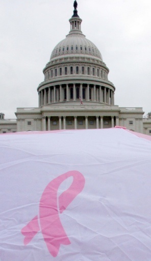 乳房切除術前の手術室でダンス、動画が話題に 米