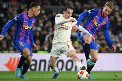 バルサ、ホームでガラタサライと無得点ドロー ELベスト16