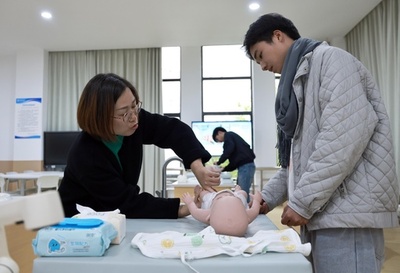 探訪「子育て」学部専門課程：科学を育児に「新たな学問」・中国