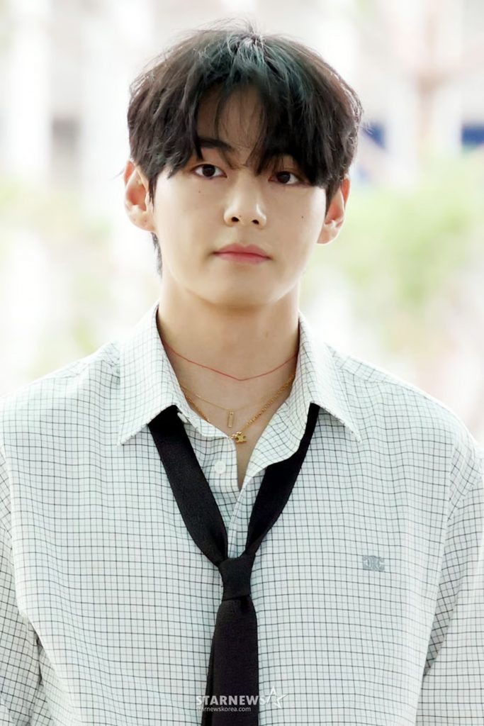 (c)STARNEWS