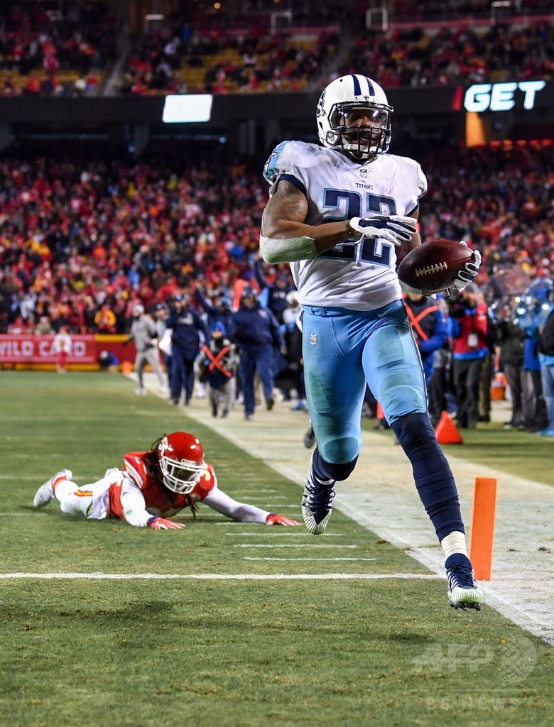 NFLプレーオフが開幕、タイタンズが18点差逆転しチーフスに競り勝つ