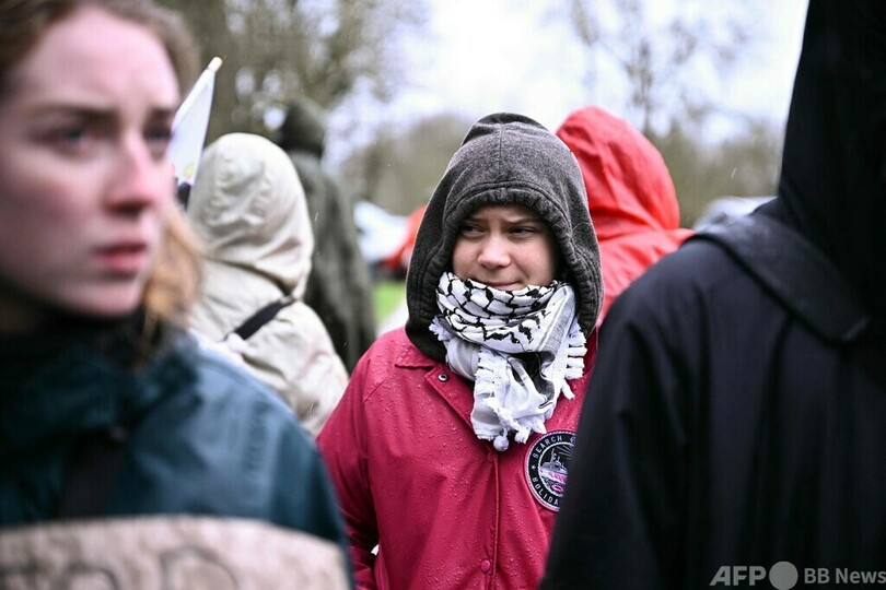 グレタさん、高速道建設計画反対デモに参加 仏