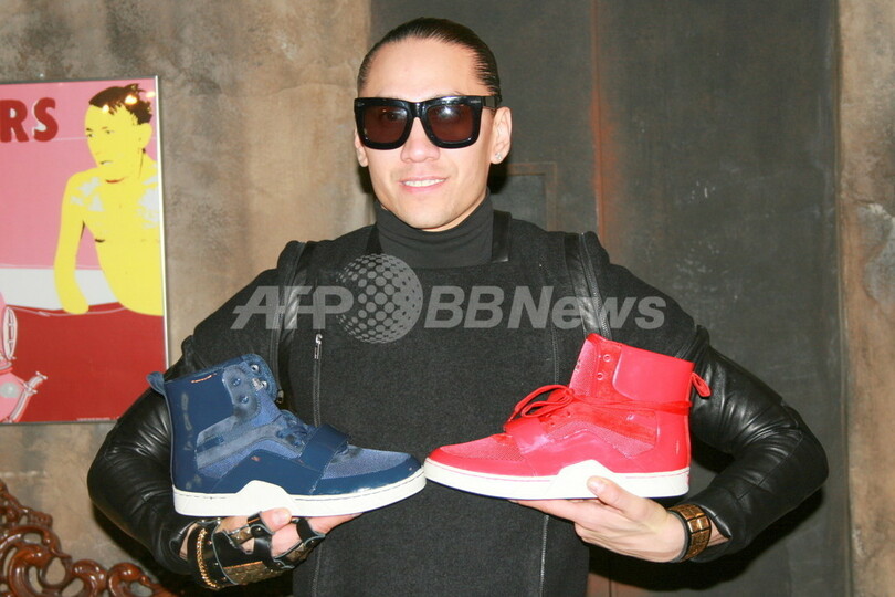 ブラック・アイド・ピーズのタブー、お手ごろ価格の新スニーカーを発売