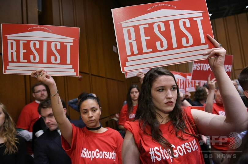 最高判事承認へ「核オプション」行使 米共和党、伝統破り規則変更