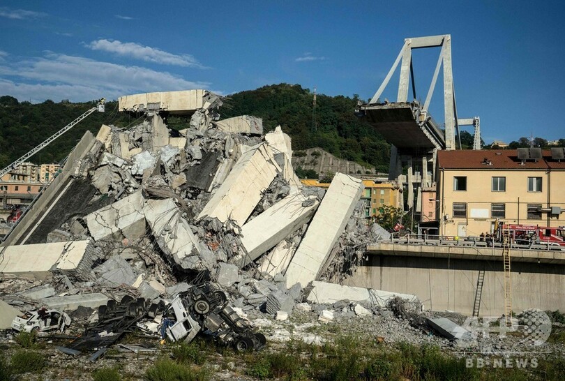 イタリア高架橋崩落 「奇跡」の救出、真下の店舗で生き埋めに…女性が証言